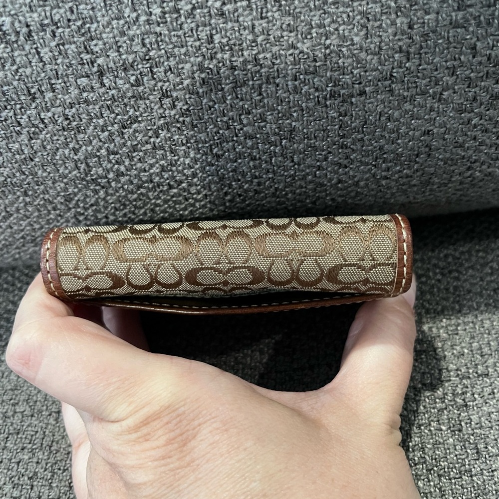 Authentic Coach Signature Monogram Logo Snap Front Card Holder - Picture 4 of 8